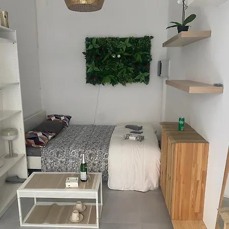 Capsule hotel Fly House Chatelet