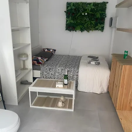 Fly House Ξενοδοχείο με κάψουλες